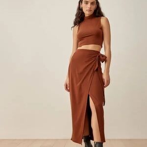 NWT reformation Robinson chestnut two piece
